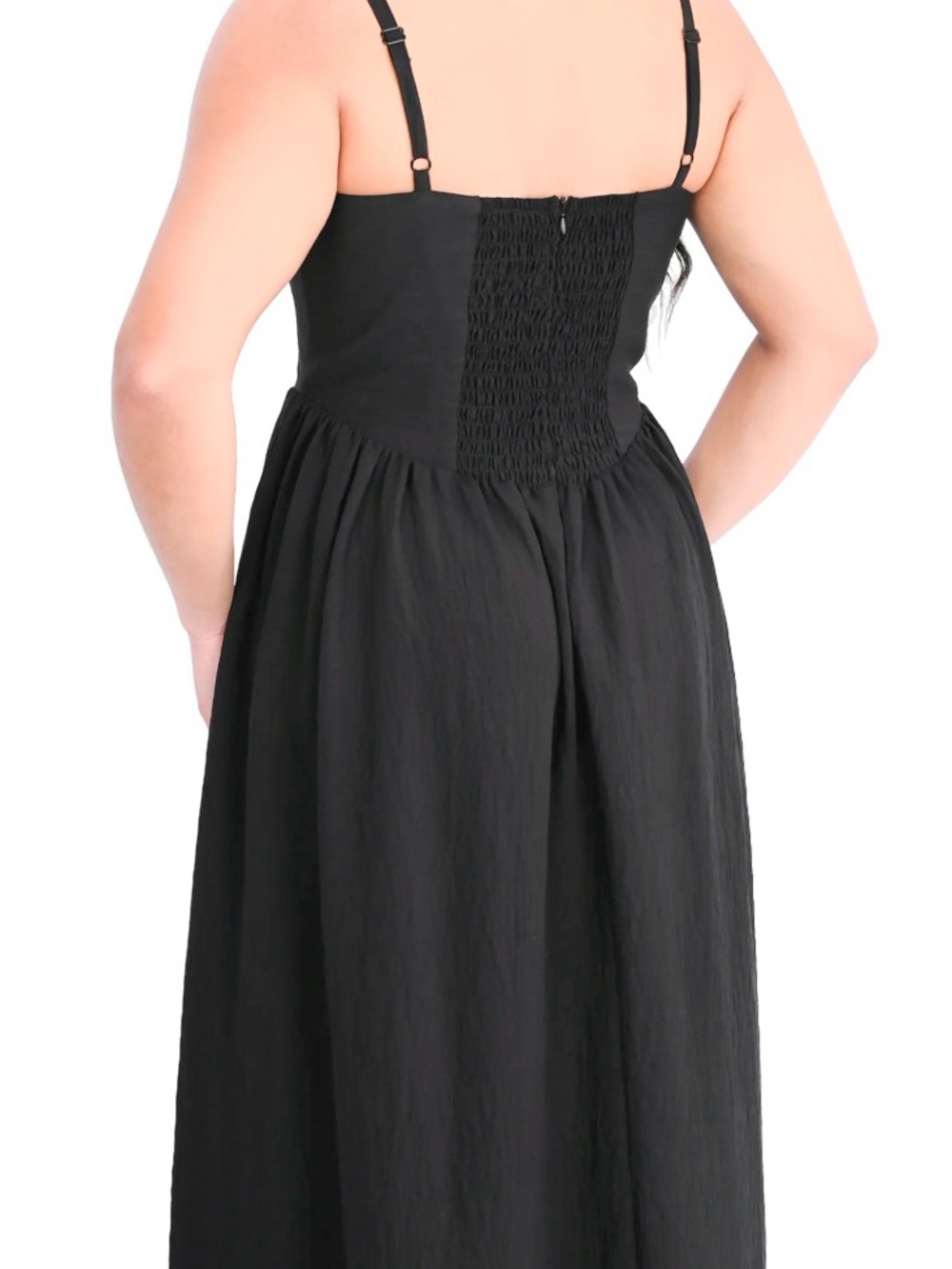 Signature Collection - The Dani Maxi Dress - Square-Neck Bodice with Pockets - Picture 4 of 13